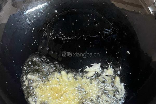 芹菜炒牛肉的做法图解3