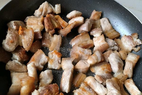 梅菜红烧肉的做法图解1