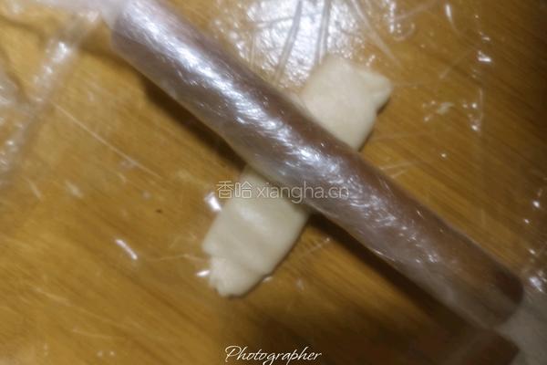 小猪蛋黄酥（奶香椰蓉馅）的做法图解8