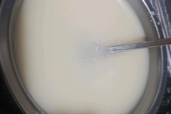 芝麻白馒头的做法图解1