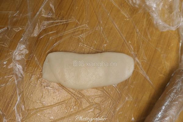 小熊猫蛋黄酥的做法图解13