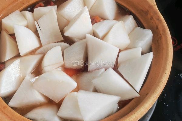 牛肉萝卜煲的做法图解10