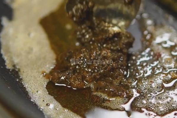 黑松露酱香煎青花鱼的做法图解6