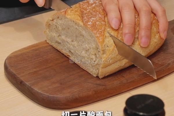 黑松露滑蛋三明治的做法图解1
