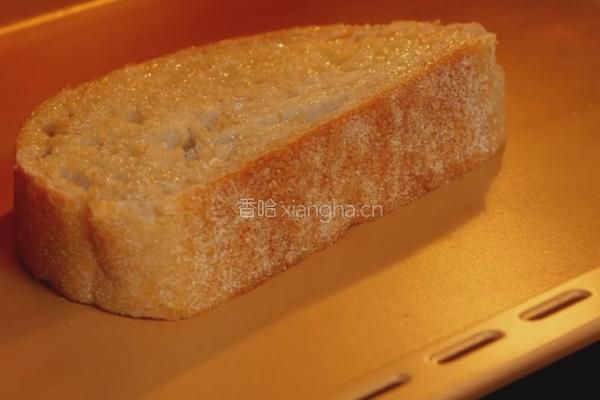 黑松露滑蛋三明治的做法图解2