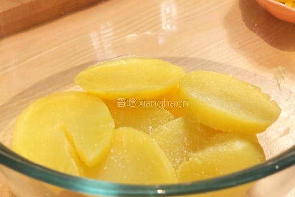 土豆泥厚蛋烧的做法图解1