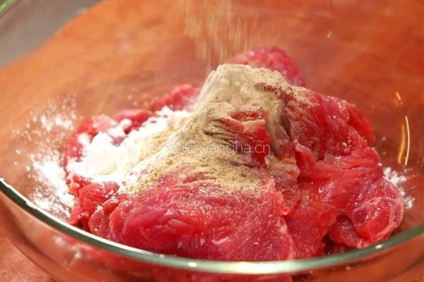葱爆嫩牛肉的做法图解3