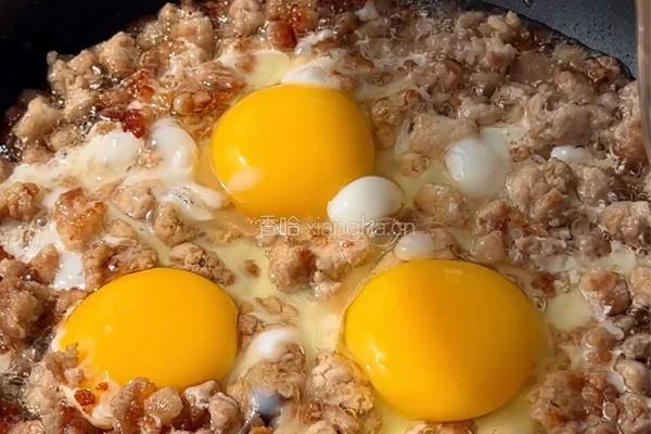 救命！挖到宝了！这碗用3勺9菇鲜调配的神仙拌饭，一口就沦陷的做法图解4