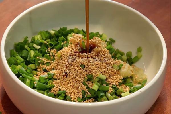 救命！这碗盐葱牛肉饭简直是味蕾的终极暴击的做法图解2