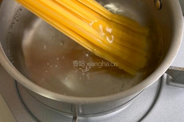 黑松露奶油带子意面的做法图解1