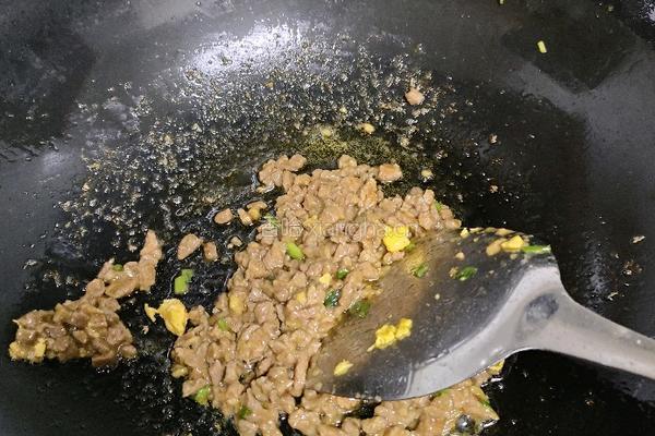 菠萝炒饭的做法图解3