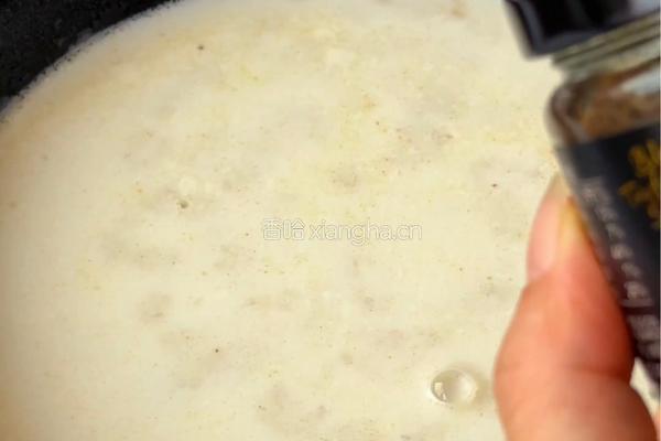 高级感满满的黑松露奶油蘑菇汤来袭?的做法图解4