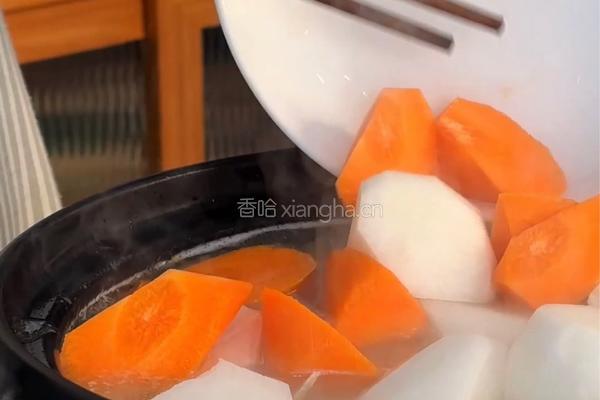春日限定暖鲜！清炖萝卜羊肉汤唤醒味蕾的做法图解6