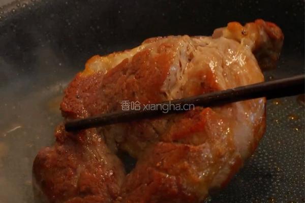 蒜香煎猪排：一场味蕾的狂欢盛宴的做法图解4