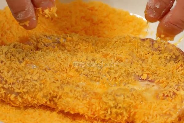 外酥里嫩太绝了！滑蛋猪排饭在家封神的做法图解3