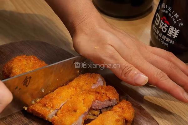 外酥里嫩太绝了！滑蛋猪排饭在家封神的做法图解4
