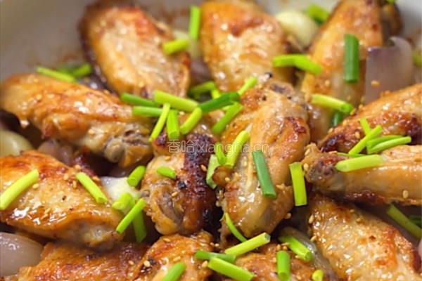 香到跺脚！一锅搞定神仙鸡翅啫啫煲的做法图解7