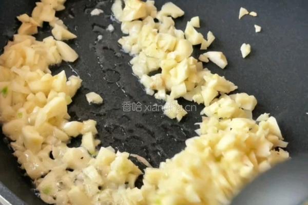 蒜香鸡翅的做法图解5