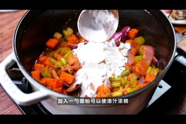 黑松露红酒炖牛尾的做法图解4