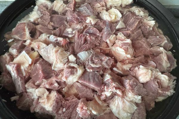 红烧牛肉的做法图解1