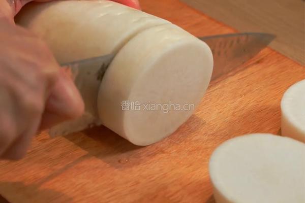 一口入魂！日式萝卜鸡翅煮的神仙搭配的做法图解1