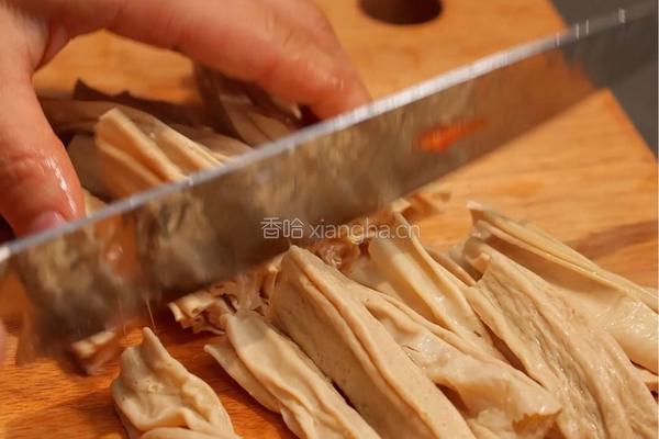 一口暖到心窝！这道山药素菜锅鲜到连吃三碗饭的做法图解1