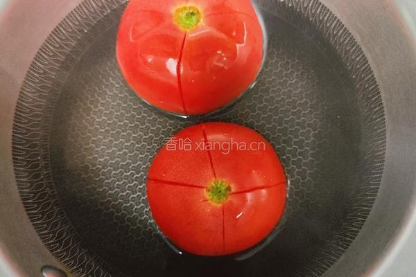 西红柿鸡蛋打卤面的做法图解1