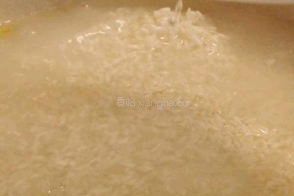 黑松露春笋闷饭的做法图解2