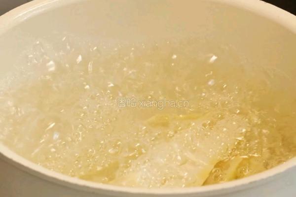 黑松露春笋闷饭的做法图解4