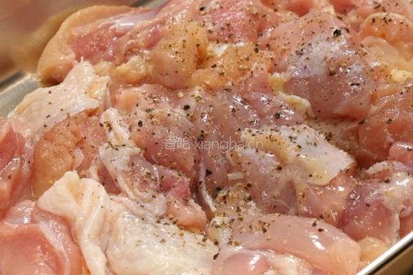 菌汁蜂蜜鸡肉饭的做法图解1