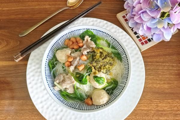 肉丸青菜汤米粉的做法图解11