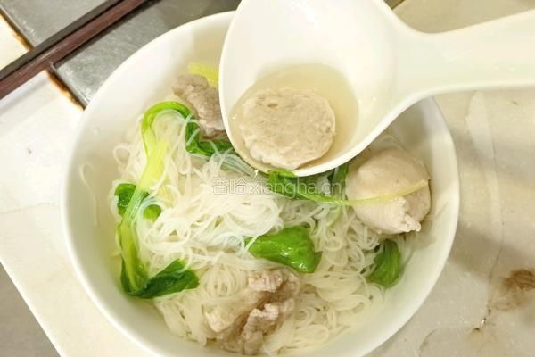 肉丸青菜汤米粉的做法图解9