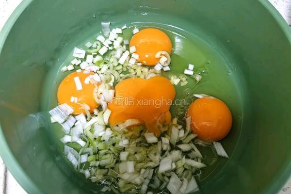 家庭版火腿鸡蛋饼的做法图解1