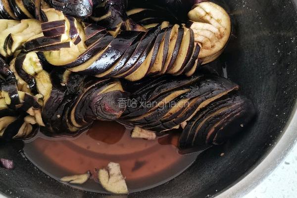 五香煎茄子的做法图解4