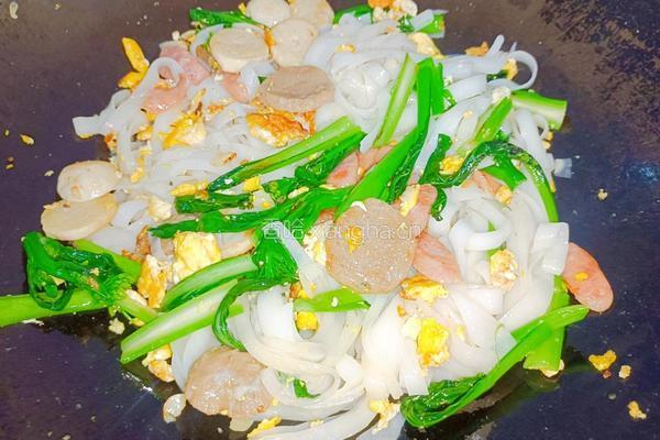 鸡蛋肉丸炒手工河粉的做法图解5
