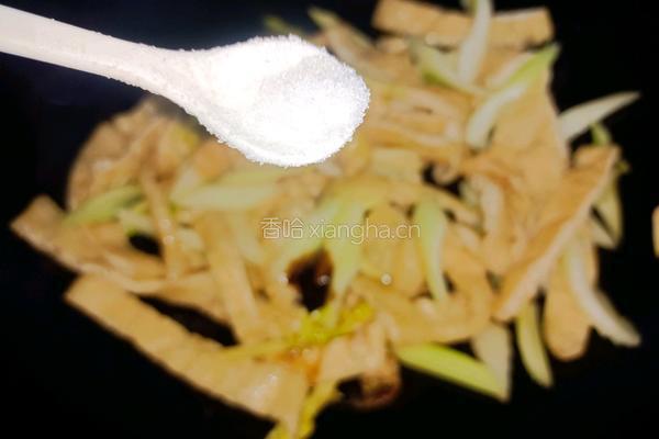 油豆腐炒芹菜的做法图解10