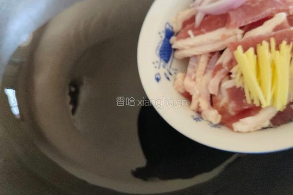 洋葱炒肉的做法图解3