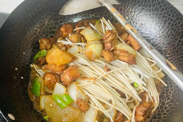 辣爆羊羔肉的做法图解5