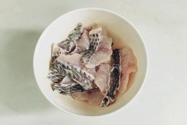 鱼片粥的做法图解3