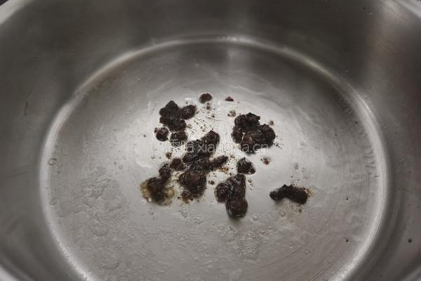 菌菇酱炒白菜的做法图解2