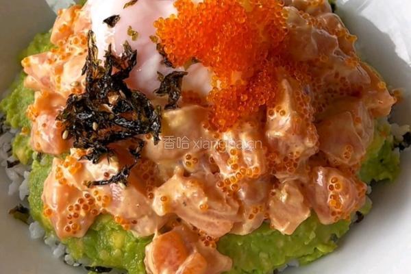三文鱼牛油果拌饭的做法图解8