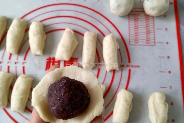 平底锅软皮红豆饼的做法图解3
