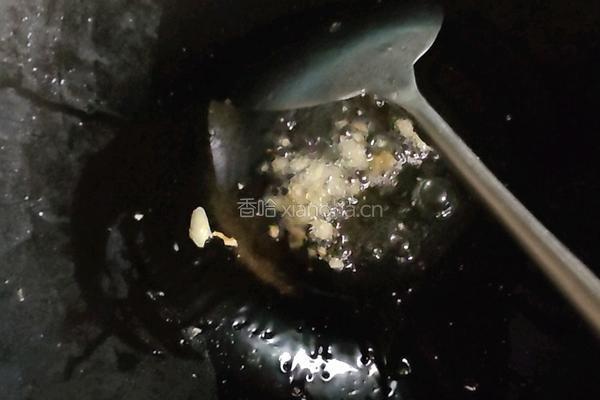 西芹彩椒炒鲜鱿的做法图解7