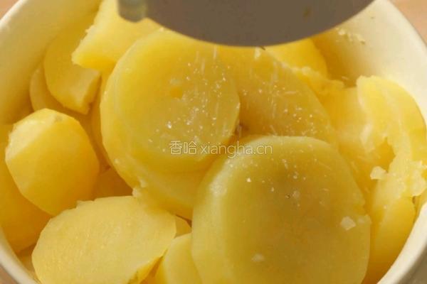 芝士焗土豆泥的做法图解2