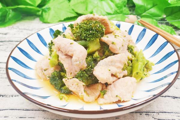 西蓝花炒肉片