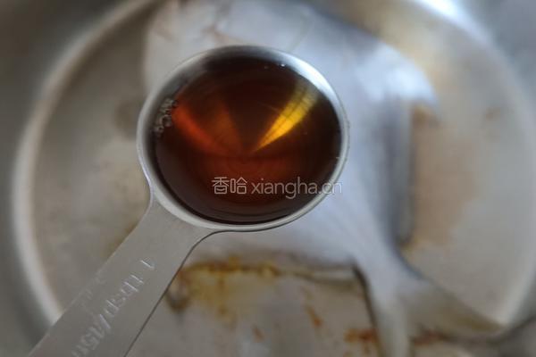 糖醋鲳鱼的做法图解3