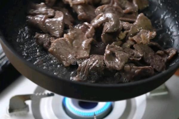 黑松露牛肉炒饭的做法图解4