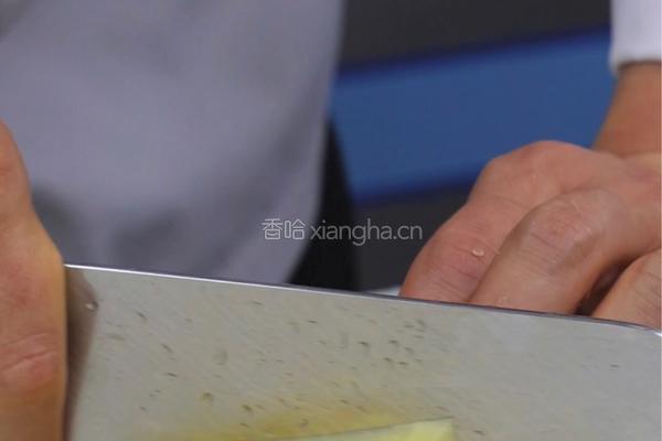 果香排骨炖豆笋的做法图解2