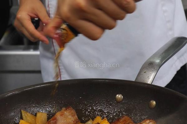 果香排骨炖豆笋的做法图解5