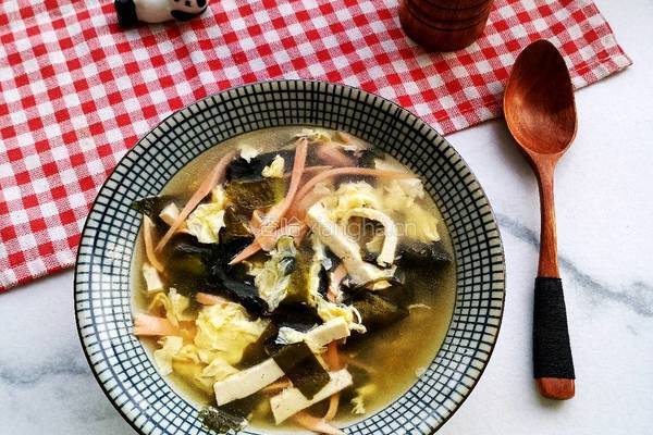 裙带菜豆腐汤的做法图解9